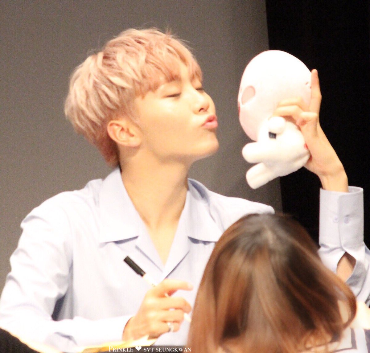 hourlyboo's tweet photo. #SEVENTEEN #세븐틴 #SEUNGKWAN #승관 @pledis_17 https://t.co/d64KUhey4C