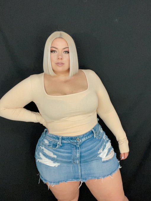 TW Pornstars - M Y S T I C 👽. Pictures and videos from Twitter. Page 12