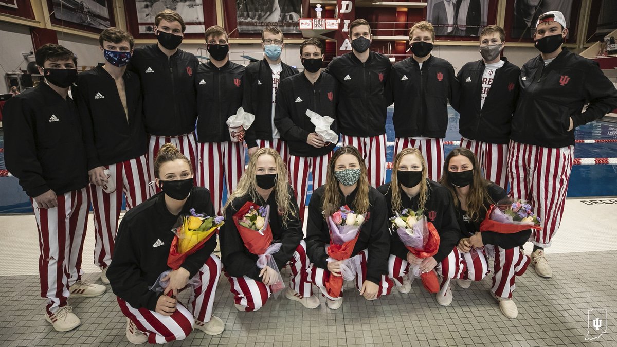 IndianaSwimDive's tweet photo. Thank you #IUSD seniors! https://t.co/cluU65wv5r