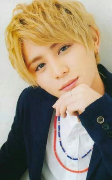 きゃなこ 山田寄りのall担 V Twitter 金髪の山田涼介様が最高すぎる 2 5次元なのか