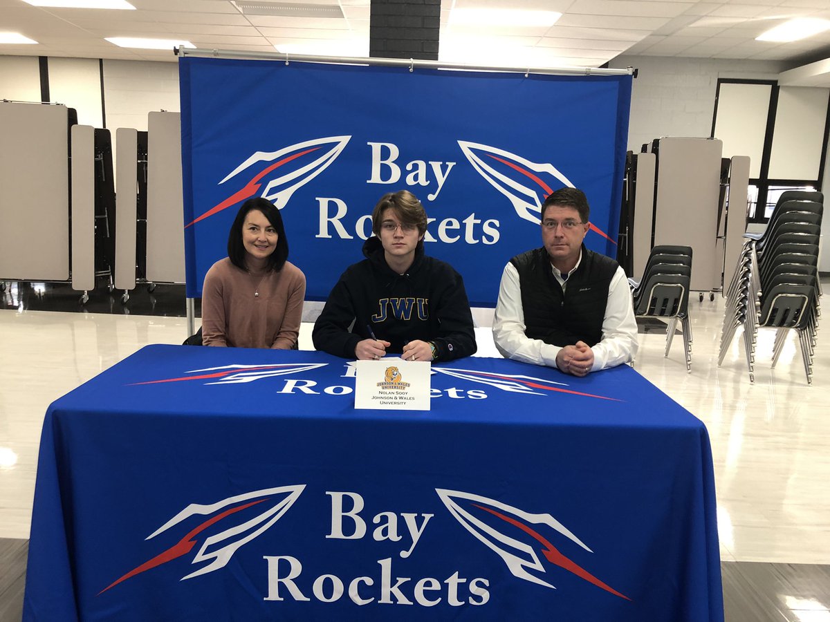 RobertDoughert5's tweet photo. Nolan Sooy has signed with Johnson and Whales University! The Bay High school community could not be more proud of this young man with a heart of gold. Congratulations @BayAthletics @Bayrockets @MJournalSports @bayhighstudents @OhioSportsNet https://t.co/1OM0YajSJj