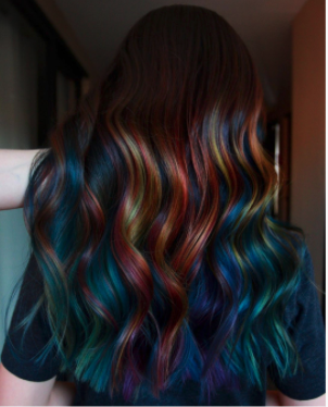 Look at these beautiful ribbons of color. What Ultrahot tones would you use to achieve this!? ✨