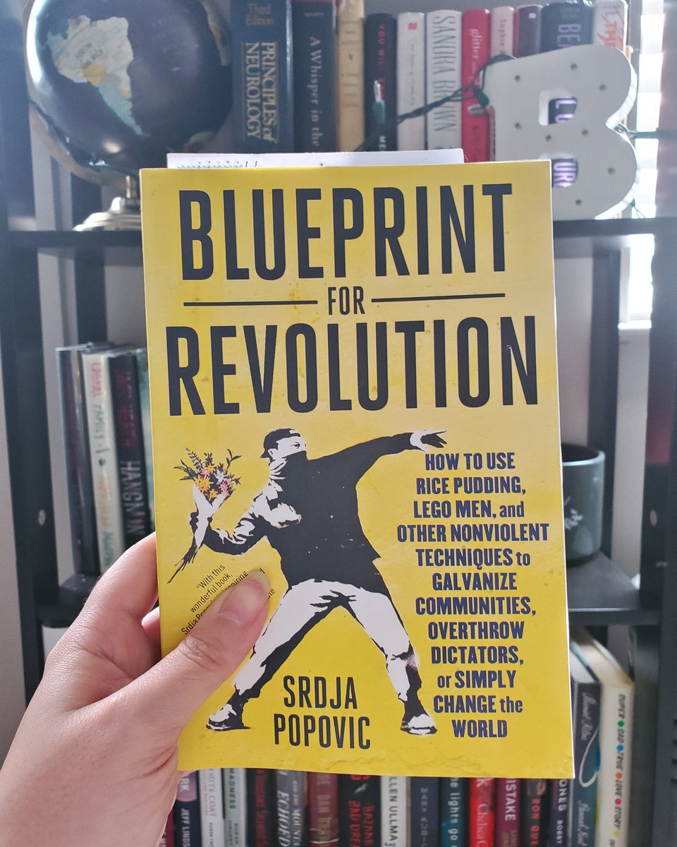 YGBookClub's tweet photo. Book check ✔ 📚✔📚✔📚
Let's see your copy of #BlueprintforRevolution by @SrdjaPopovic! 👇👇👇 https://t.co/K1ylowWdpP
