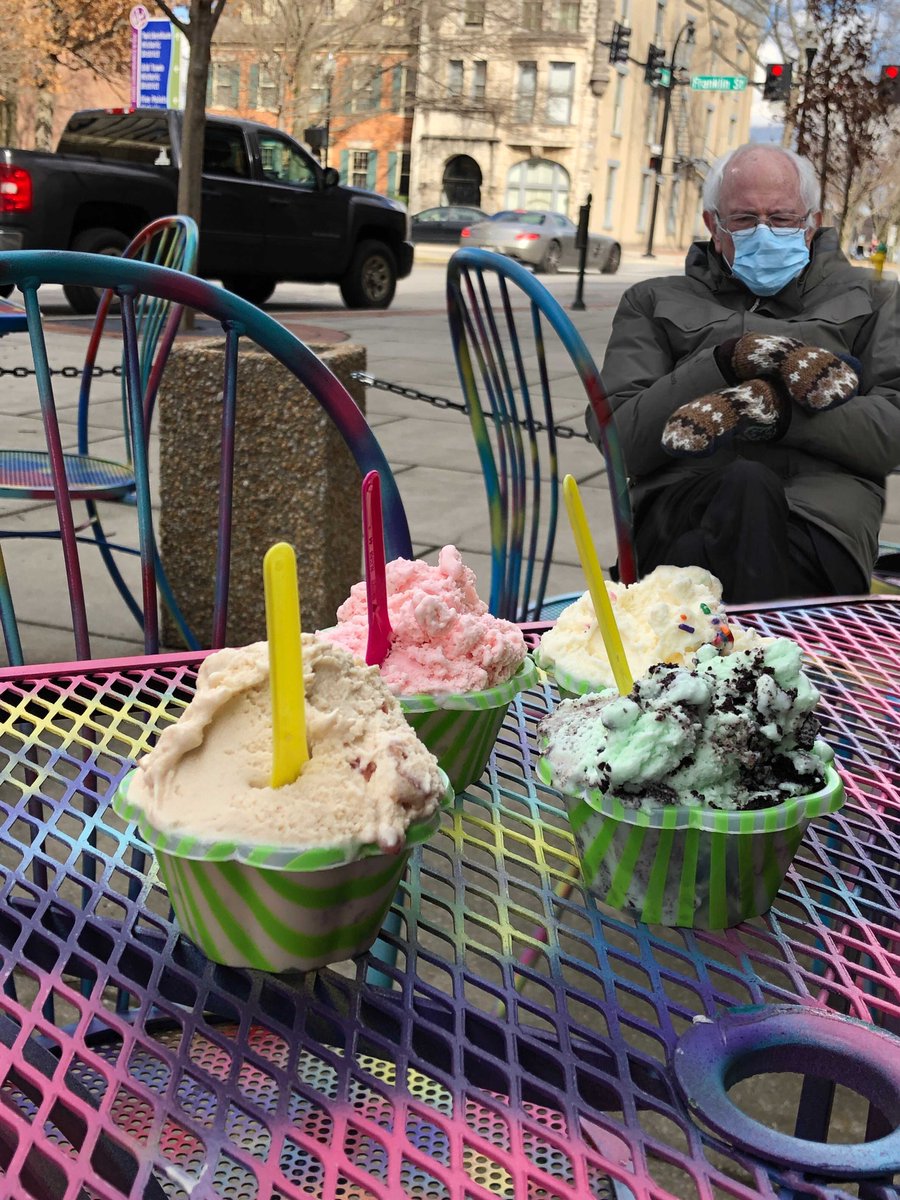 Gelato at Sam &amp; Greg's with friends is always fun... even when it's cold enough for mittens! 🤷‍♀️🤪😷😬