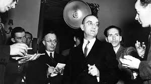 baribeau_yan's tweet photo. Les parlements britannique et canadien avaient l’union, si bien que le 31 mars 1949.Le Newfoundland Act est adopté au Parlement britannique le 23 mars 1949, et la nouvelle province de Terre-Neuve-et-Labrador. #PAVÉhistoire https://t.co/zQNATdhW8A
