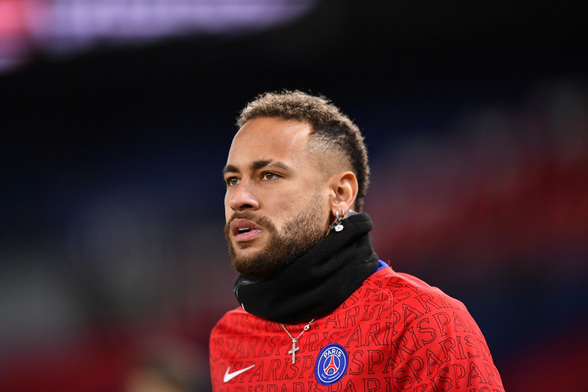 PSG_English's tweet photo. 🏃‍♂️ Warm up in progress! 💪 

#PSGMHSC https://t.co/1cBLYEv2T4