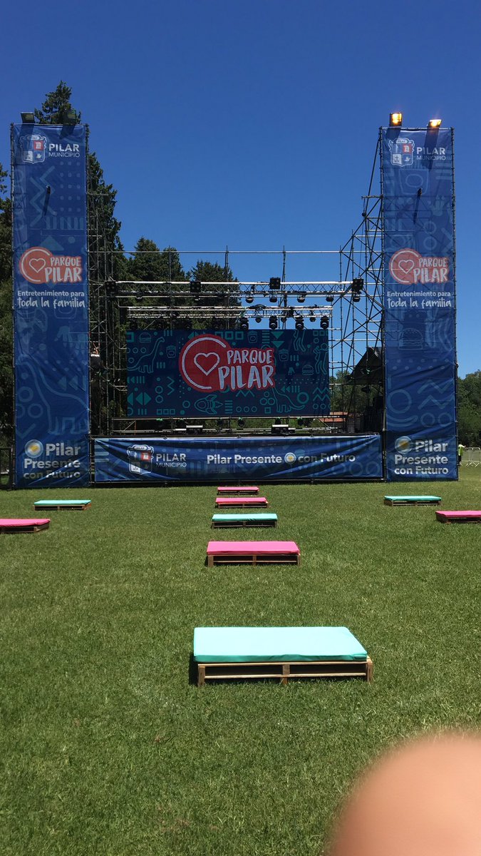 cmylighting's tweet photo. @CongressCity  #iluminacion  #escenario @MartinLavia https://t.co/fYuXgYY6gm