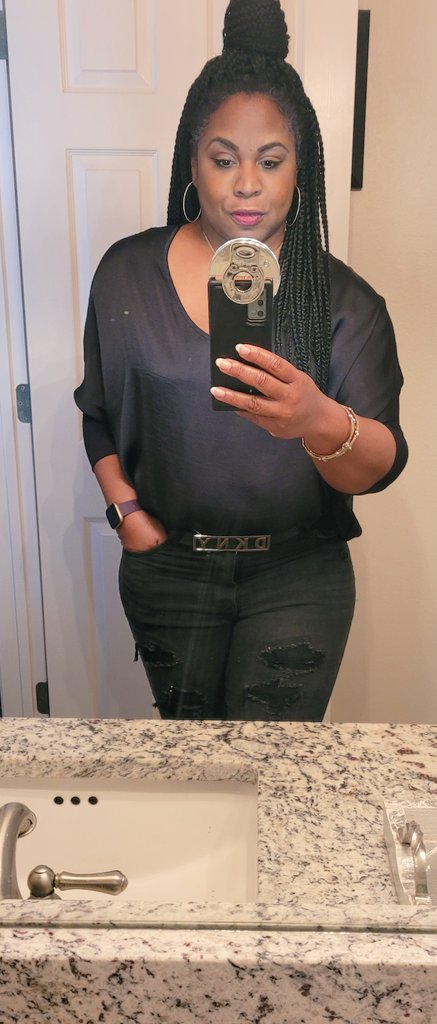 couturechic1's tweet image. TGIF! #BusinessCasual #MyWorkFlow