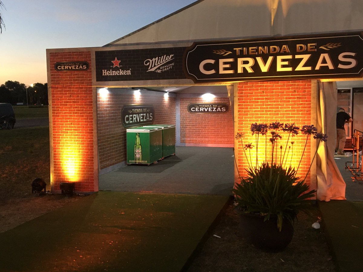 Tienda de cervezas <a href="/cmylighting/">cmy</a> <a href="/MartinLavia/">matumba la tumba</a> #iluminacion #led #sabemoshacerlo