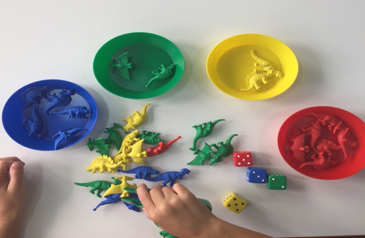 InfanityEs's tweet image. ¿Practicamos el conteo? @edxeducation nos lo pone muy fácil gracias sus materiales. .🦕🦖#infanity #teayudamosaeducar #especialistaseneducación #conteo #colores #tamaños #cuencosparaconteo #dinosauriosparacontar #claustrodeig