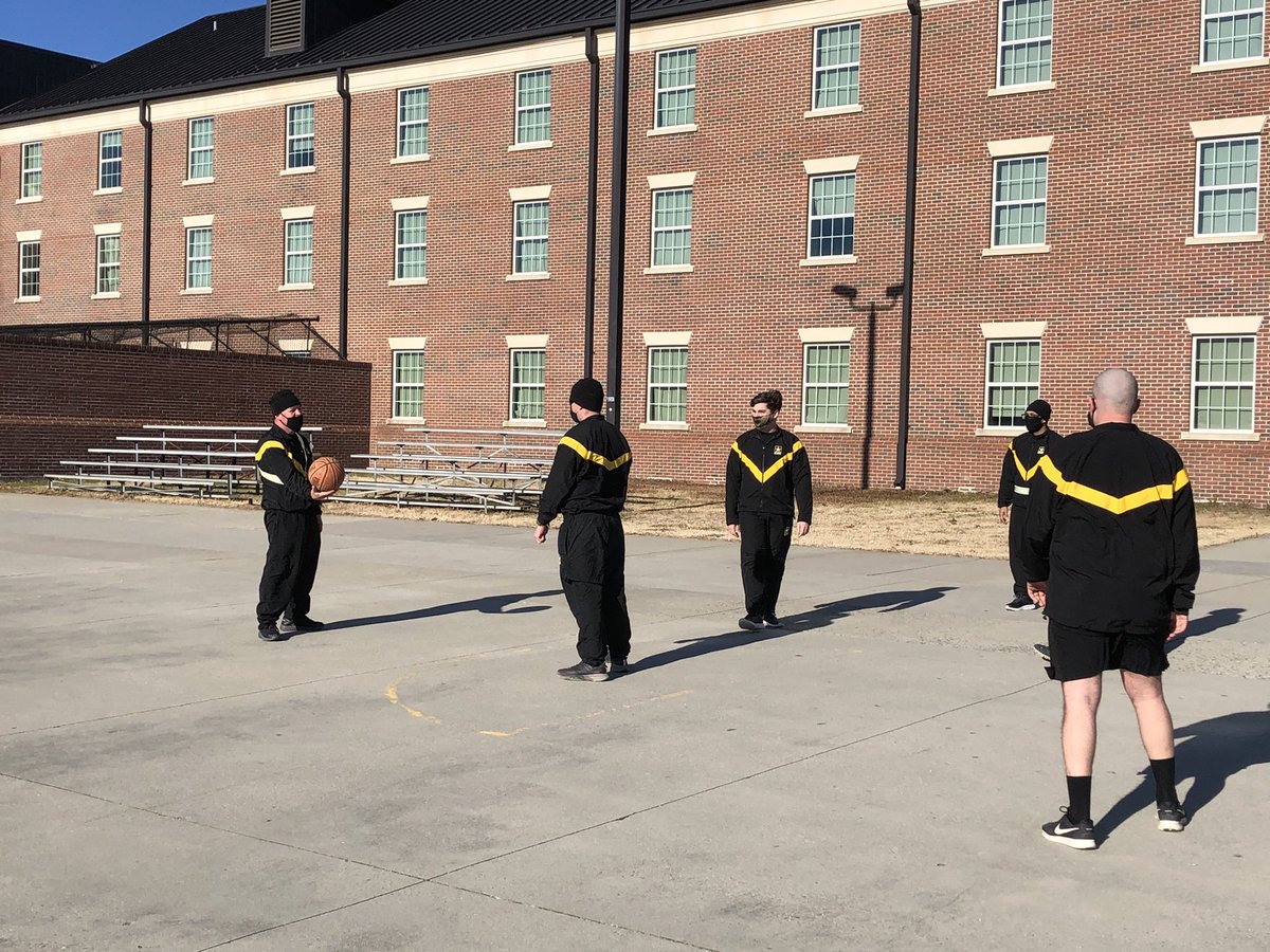 Falcon Company 832d Ordnance Battalion tweet media