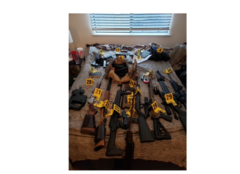 An FBI agent is describing how he found 15 or so firearms at Munchel's home during a 6 am search on 1/10. (The govt released this pic of them earlier this week.)The agent says he also found a duffel bag w/20-30 assault rifle-style magazines.