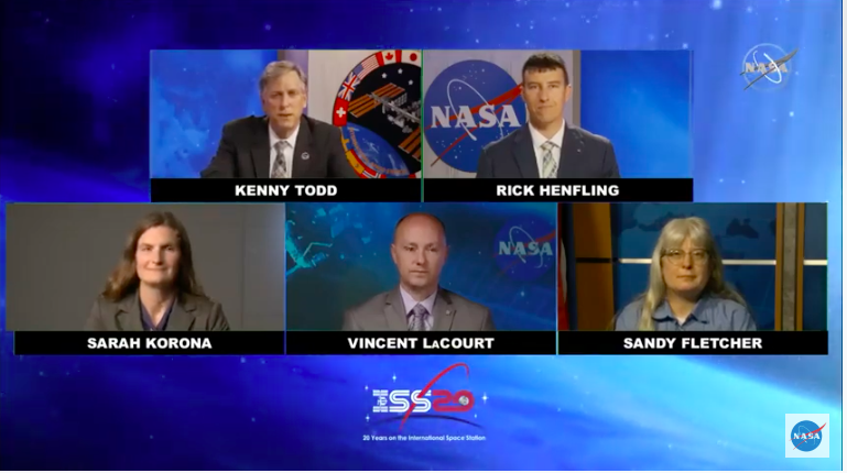 genejm29's tweet photo. #NASA #ISS #EVA69 #EVA70 - Does the Crew feel heat or cold doing an EVA? Henfling - Temperatures vary widely during the EVA and Crew does have warmers in the gloves. https://t.co/icsT0ZwOM3