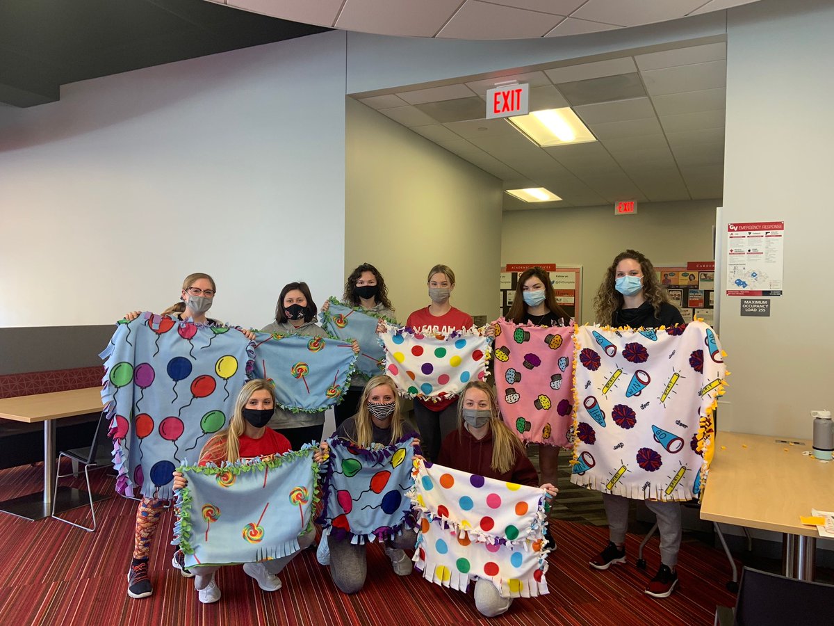 GVUWS_YWNWA's tweet photo. We are very proud of our team for their service during MLK Jr. Week of Service. 54 players volunteered over 60 hours in various projects honoring Dr. King's legacy.  It is more than just about the game! 
“We cannot walk alone.” 
Martin Luther King Jr.
#YNWA https://t.co/3Uesxef6Jl