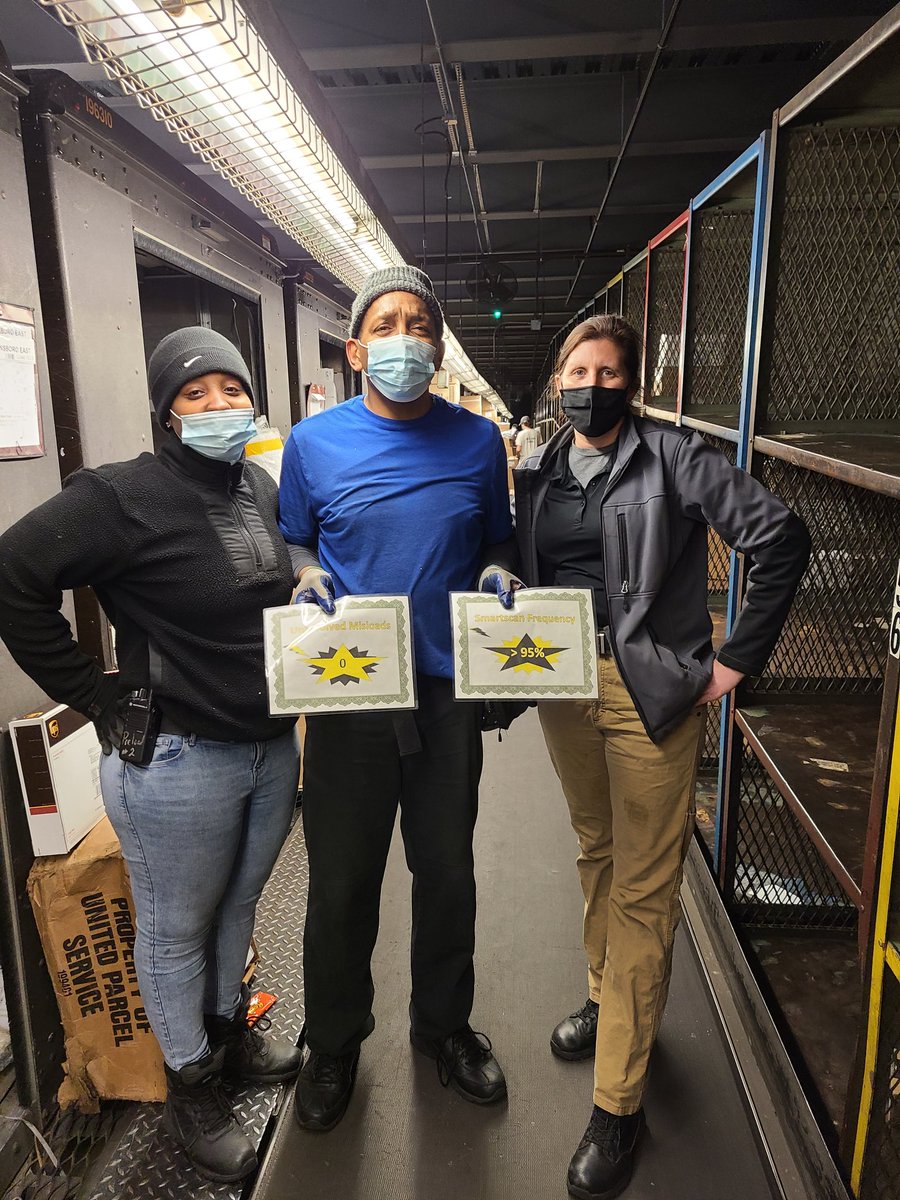 DunkleyRoz's tweet photo. Recognition Friday on the Greensboro Preload #wedontplayaround https://t.co/oJz6kNp8WI