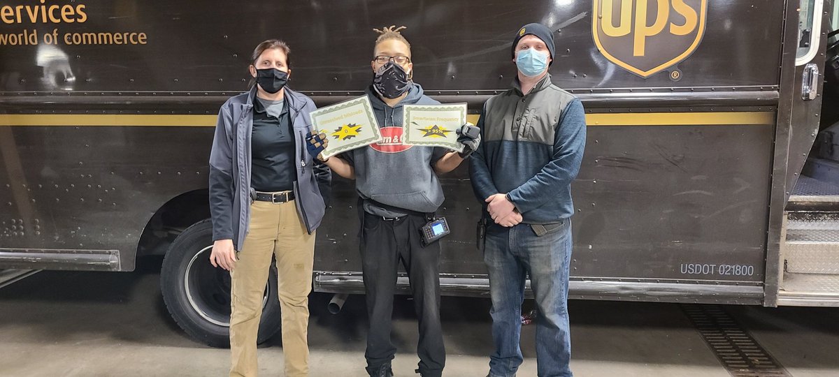 DunkleyRoz's tweet photo. Recognition Friday on the Greensboro Preload #wedontplayaround https://t.co/9H6TPfts7K