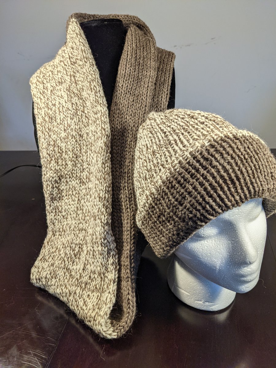 moonbasecrafts's tweet photo. Gray Wool Hat and Infinity Scarf Set - Masculine Wool Accessory Set - Reversible Hat - Warm Winter Gifts - Tweed and Gray Knit 

https://t.co/W9QrGCI0M8 

#knit #handmade #winter #male #masculine https://t.co/orqkLyxZdN