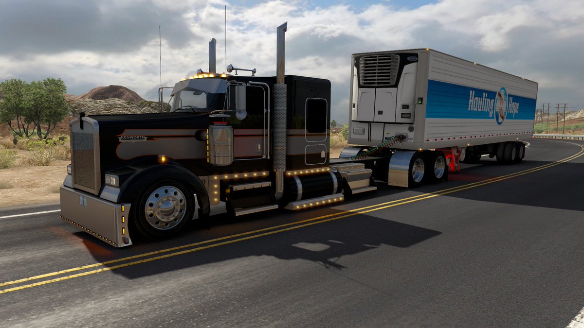StevenL61638326's tweet photo. from beginning to end getting the task done in the #HaulingHope with the w900 to the 389 in #AmericanTruckSimulator @SCSsoftware #bestcommunityever https://t.co/mQHqyqUJCt