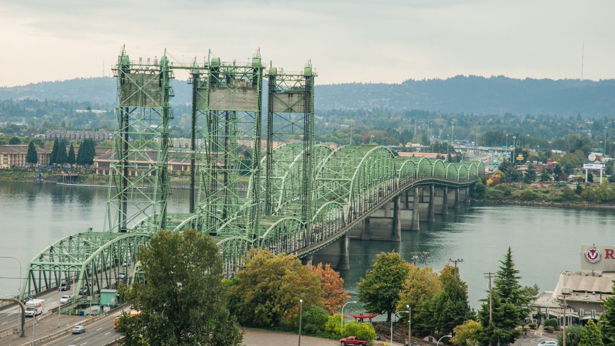 VancouverUS's tweet image. The bi-state #InterstateBridge Replacement program has selected 32 members to serve on the program’s Community Advisory Group l8r.it/iJLG Make sure to follow the project Twitter account for the latest on bridge replacement efforts @IbrProgram 

@wsdot_sw @OregonDOT