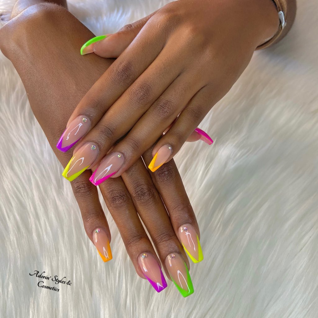 thapcido's tweet photo. 🔌 Get your nails done😌..Based in Vlakfontein, South of Johannesburg #GirlsTalkZA https://t.co/lketVcAu1g