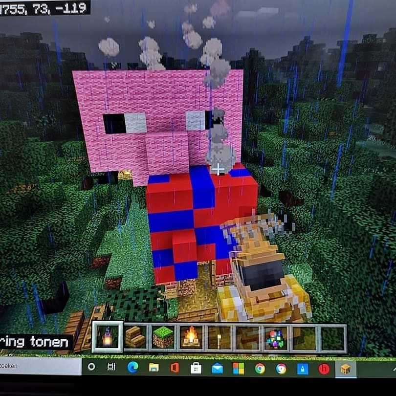 Vorig jaar konden we niet op kamp. Daarom zijn de kinderen van groep 6-7-8 vanavond op kamp gegaan. Iedereen zorgde zelf voor wat lekkers en juf zorgde voor een Minecraft wereld. Bij het kampvuur werd via flipgrid een verhaal voorgelezen. <a href="/PlayCraftLearn/">Minecraft Education</a> <a href="/MicrosoftEDU/">Microsoft Education</a> @Flipgrid