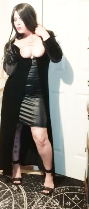 But where is my gomez? https://t.co/udMvwAB6xv<a href="/tag/phmodelcontest"class="tags"><span>#phmodelcontest</span></a>