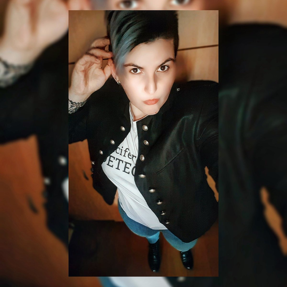 PauSara91's tweet photo. “You can't protect the public by lying to them.” Fox Mulder #photography #paustyle #platinumhair #paulina #thisisme #makingdifference #badgirl #shooting #style #fashiongirl #photooftheda #beautiful #rock #davidduchovnyquotes #photoshoot #rockstyle #rockandroll #foxmulderquotes https://t.co/rmfHlHiPjl