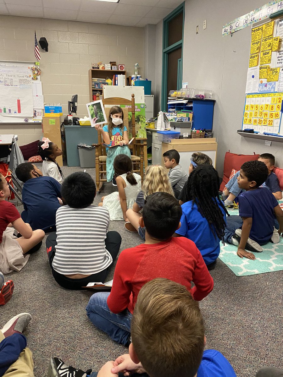 KIrish_CE's tweet photo. Such a fun way to end a Friday! These 2nd graders were so excited to share their amazing research projects! @HumbleISD_MBE @MsPaul_MBE #lighttheway #mbe2020 #mbeisfamily https://t.co/BvvqcLxuoM