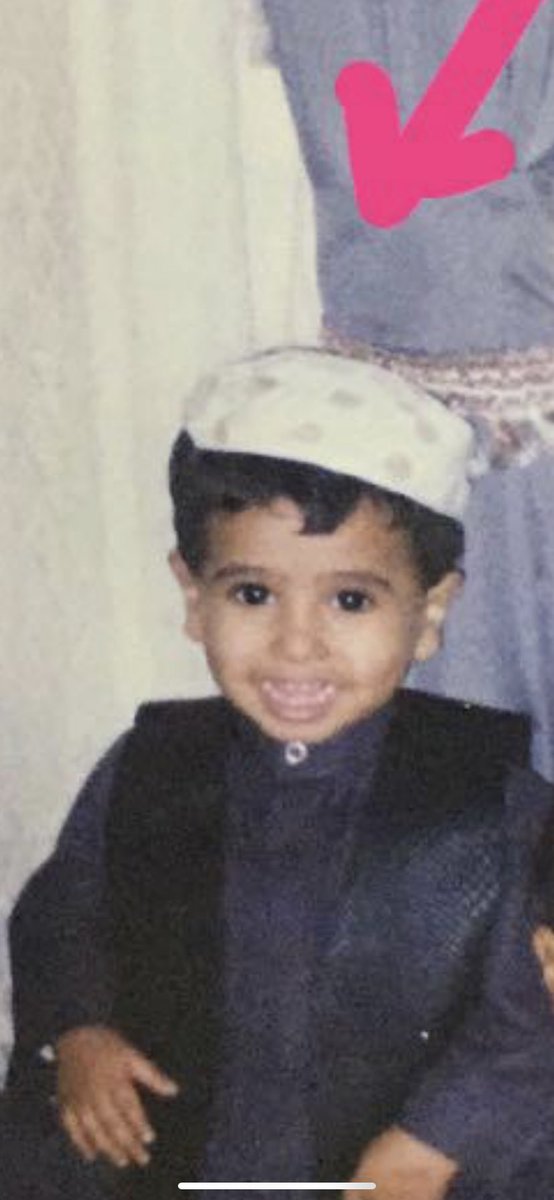 Kroos_ksa's tweet photo. مبتسم دائماً رغم الظروف 😂♥️ 
 #صورتك_وانت_صغير https://t.co/zko0CViozR