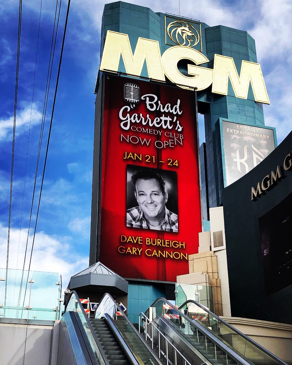 dave__burleigh's tweet photo. #tgif #lasvegas #standupcomedy
#MGM #bradgarrettscomedyclub https://t.co/c9l5QQzk0m