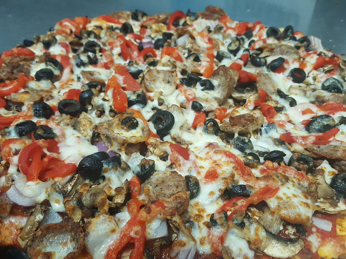artegopizza's tweet photo. Let’s see your red for RED FRIDAY!! #redfridayKC
#chiefskingdom #chiefs #kcchiefs #ArtegoKC #KCpizza
Delivery or Carryout!
Call 816 960 4787
Visit us @ https://t.co/OAWDx1EgeS
#kc #kansascity #kcmo #kclocal #kclocaleats #eatlocal #pizzaandbeer #midtownKC https://t.co/gplLT7uk6L