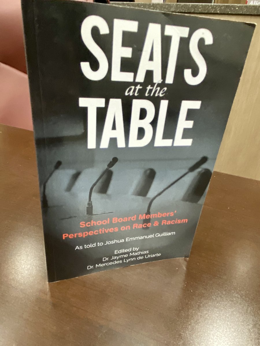 StaffordMSD's tweet image. Our SMSD Library Coordinator, Mr. Shane Horace Kenney was pleased to accept a donation of 2 books from Xavier Herrera, the Board Secretary of MASBA. Read more on the 25-year history SMSD and MASBA share: ow.ly/u9VL50Dg2Ld #SMSDReads #SMSDBoard #MASBA @MASBATX