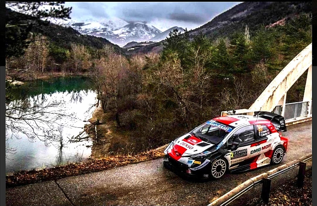 #RallyMontecarlo2021 👉🏻  Elfyn Evans ha dado un golpe de escena en la segunda etapa del Rally de Montecarlo 2021. 
©️LASIFICACIÓN 
1️⃣ Elfyn Evans - Toyota - 1h33'57''5

2️⃣ Sébastien Ogier - Toyota - +7''4

3️⃣ Ott Tänak - Hyundai - +25''3

4️⃣ Kalle Rovanperä - Toyota - +53''1