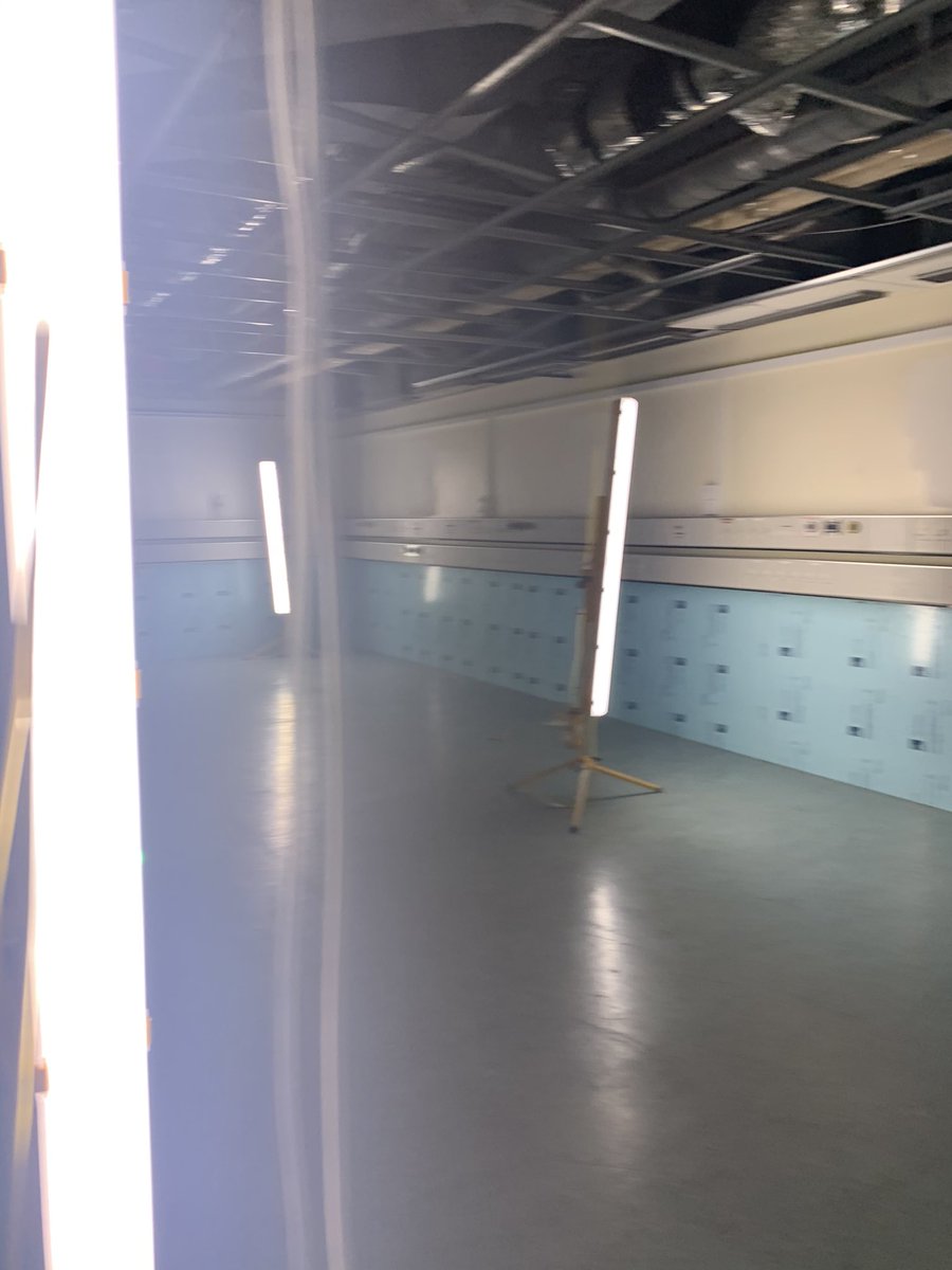 johntye4's tweet photo. @DailyMirror no beds, this has been empty for months!! Guy’s hospital https://t.co/FKUke7dfAd