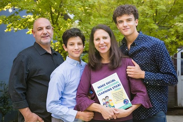 As a speech language pathologist, author, mom, Elizabeth Sautter knows the power of teachable moments for our kids (who are ALWAYS watching us!).  Listen to episode #104 of the Parent Footprint Podcast now #makesociallearningstick #elizabethsautter ow.ly/vRiV50Dg3MJ
