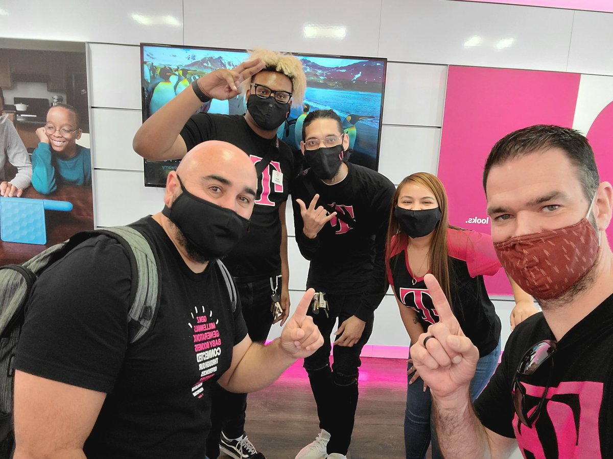 Great week spending time with <a href="/dustinknapp/">Dustin Knapp</a> and the Owest crew!  Excited to see what this team delivers in Q1! @GPMobileTPR continuing to crush it in Orlando!
