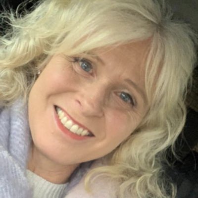 anneeminson's tweet photo. #NewProfilePic https://t.co/7fANUYyrSY