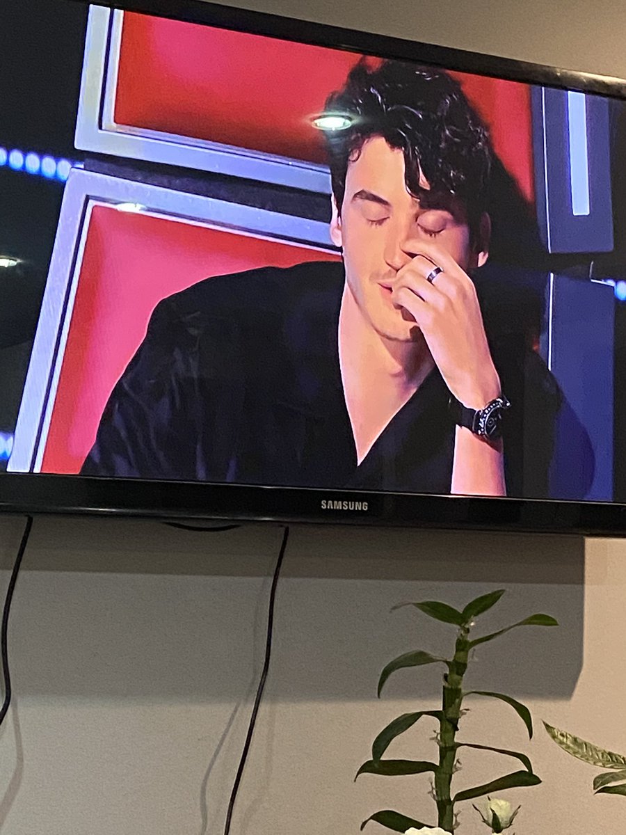 l_capobasso's tweet photo. You alright there @gregjames on Belgium’s the voice #thoughtyouwere https://t.co/QvTMiqb6gg