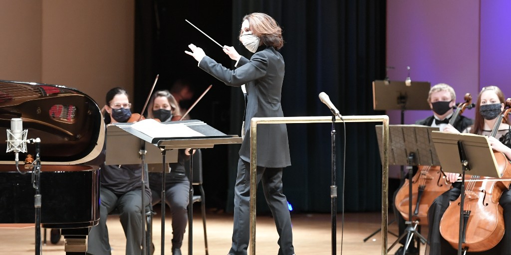 Thank you to James Bash for this kind review of our January Live Stream concert!
northwestreverb.blogspot.com/2021/01/young-…
#vanwa