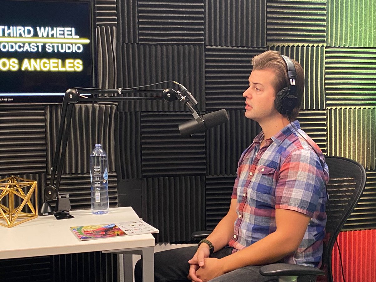 Third Wheel Podcast Studio tweet media