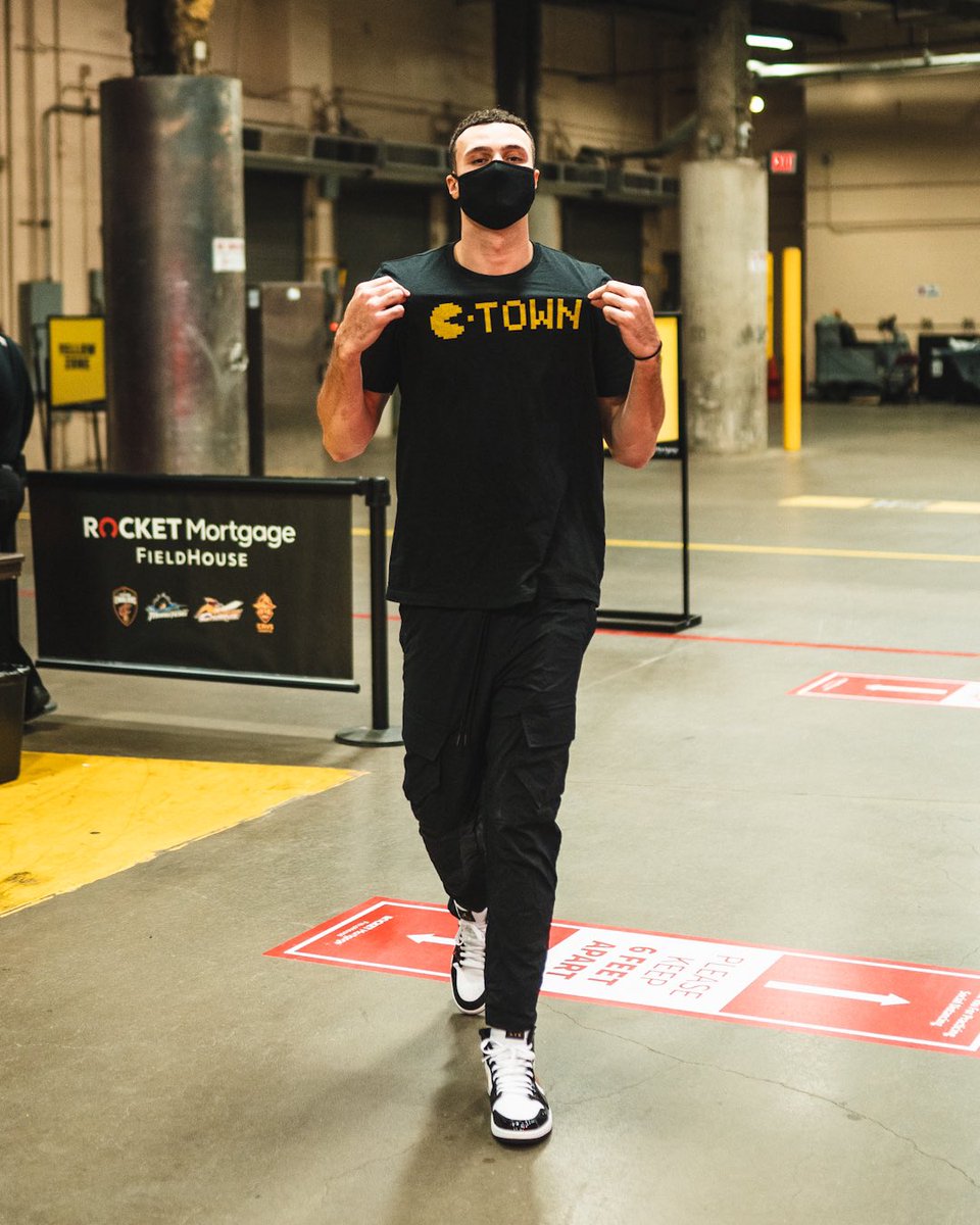 Larry Nance (@larrydn22) on Twitter photo Reppin <a href="/16BitBar/">16-Bit Bar+Arcade</a> for tonight’s game.. help out this Lakewood business by bidding on my game worn jersey from tonight’s game!
web.dashapp.io/auctions/larry… Reppin <a href="/16BitBar/">16-Bit Bar+Arcade</a> for tonight’s game.. help out this Lakewood business by bidding on my game worn jersey from tonight’s game!
web.dashapp.io/auctions/larry…