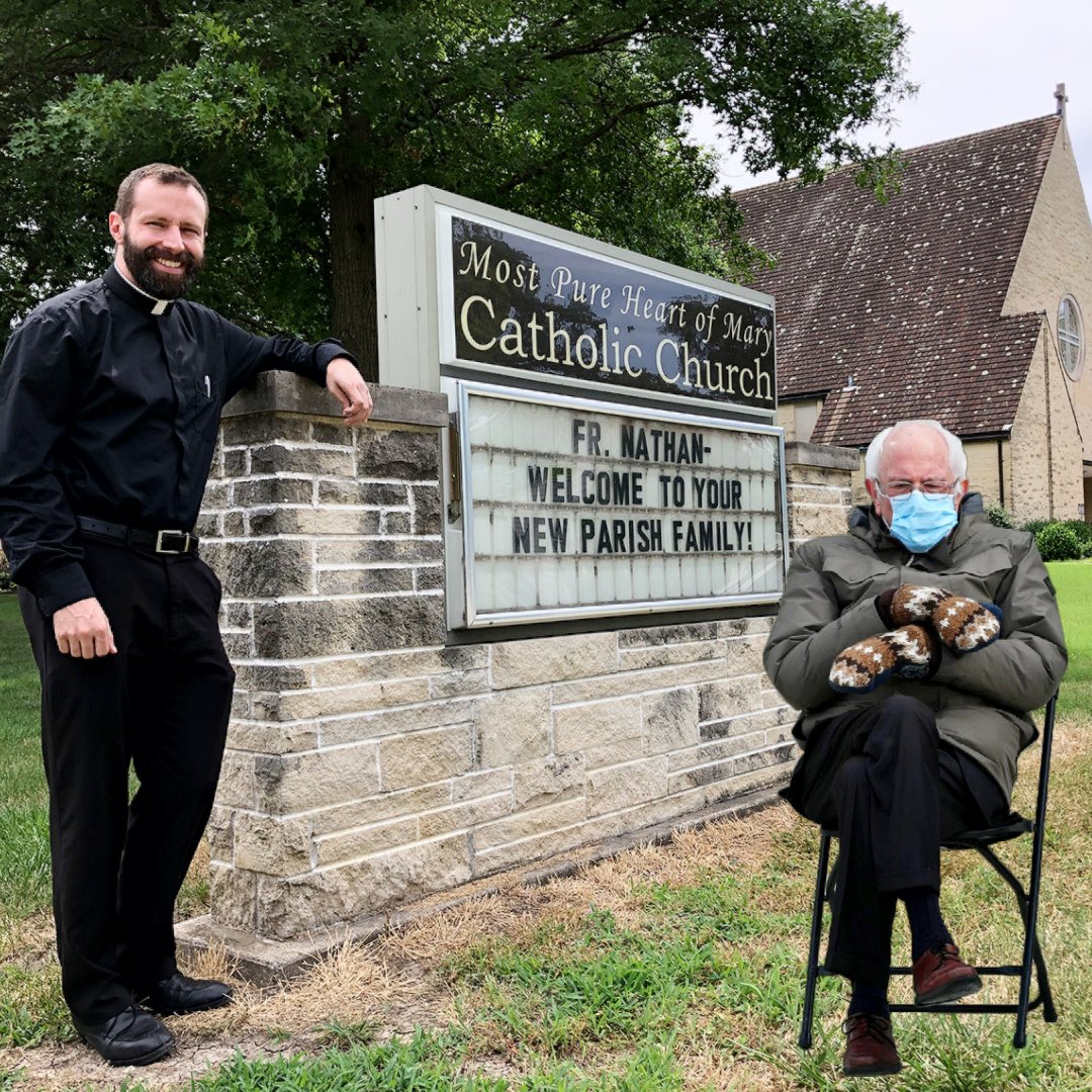 MPHMChurch's tweet photo. Looks like Fr. Greg sent Bernie to check in on Fr. Nathan... Perhaps he's a little grumpy about the grey hair comment in today's News and Notes ;) 
#GottaLaugh #MPHMhasaFunnyBone #WhenInRome https://t.co/0zPf4O25U3