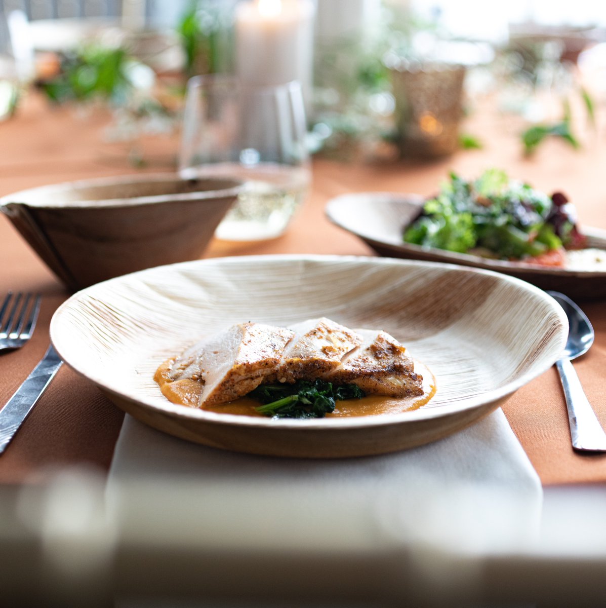 Sophisticated and #sustainable! 

Our #Hampi line is a stylish and natural alternative to tableware that won't harm our planet and its wildlife. Hampi Products are 100% natural, 100% biodegradable and yes, backyard compostable!

#NothingBeatsNature