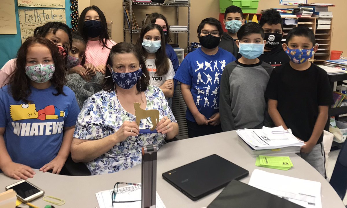 McGheeWolves's tweet photo. Congrats to the 1st Quarter winners of READBowl 2021. K-2 Ms. Nowell, 3rd Ms. VanNatta, 4-5 Mrs. Wilkinson. Who will win The Golden Cougar for the 2nd Quarter? It ends Sunday. Read and mark minutes. #VCERocks #TogetherWeRise #ReadwithMalcom @ViolaCobbElem @ChannelviewISD https://t.co/m7s45UZTeT