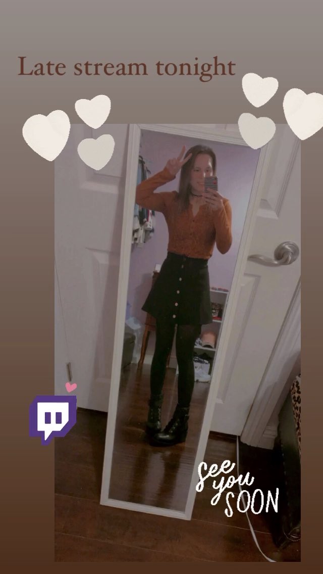 HelloFall_av's tweet image. Streaming later than normal tonight!! Spiral Abyss with special guests!! Hope to see you there my lovely little leaves! 🍁