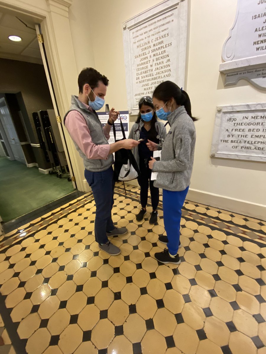ImPennsy's tweet photo. For some, Friday means itโs time for the weekend. But around here, FriYAY means Candy Rounds time with our PD and our Chiefs (AND the weekend)! #Winning ๐ญ ๐ฌ
#InternalMedicine #Match2021 #ERAS #IMProud #PennMedicine #Grateful #BestResidents #Hardworkers #LittleThings https://t.co/gHn7aJlElm