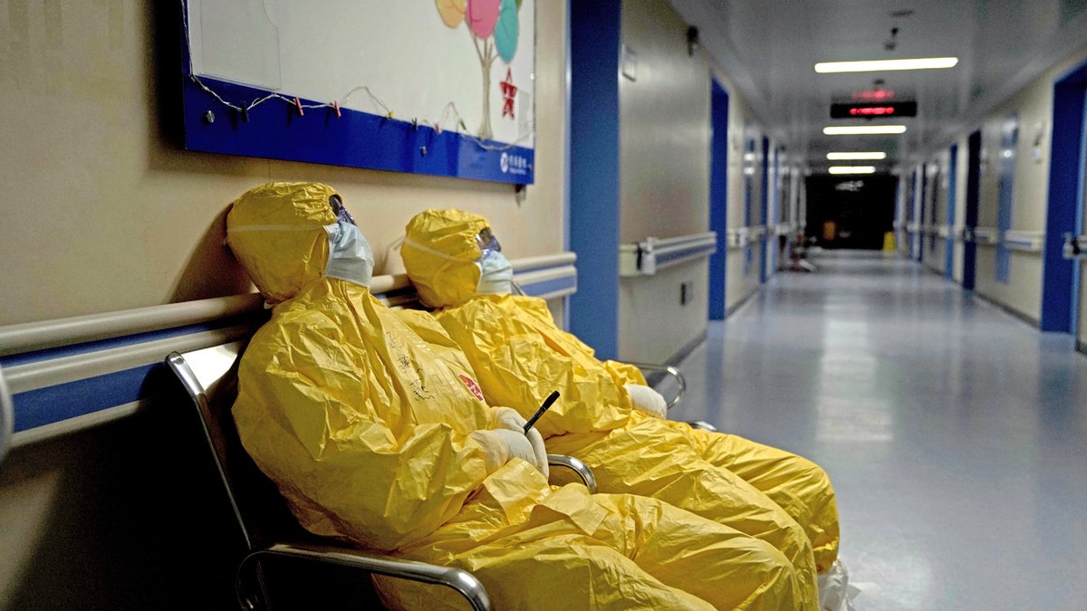 UtahFilmCenter's tweet photo. 76 Days screens for free today thanks to @mtvdocs. Watch this harrowing film about a hospital in #Wuhan during the first 76 days of #COVID19 lockdown
#MTVDocs will donate $5 per view to local indie film orgs like ours.
🎥https://t.co/g2W29uhyto https://t.co/BwwCCCehOw