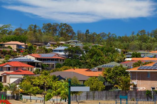 MattyKnott's tweet photo. The world’s top market for rooftop solar is looking for new ways to add distributed PV to its electricity system by fine-tuning its interplay with the power grid.  This year, utilities in South Australia and Victoria will roll out a so-called ‘flexible… https://t.co/CbI4KMuOiI https://t.co/ahmw0QB6Ny
