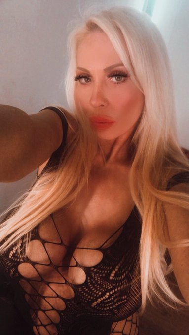 Going on web at 12.30 for 30 min guys @BabestationCams https://t.co/kSrHcUGMDF<a class="tags" href="/tag/babestationcams">@babestationcams</a><a href="/tag/adultwork"class="tags"><span>#adultwork</span></a>