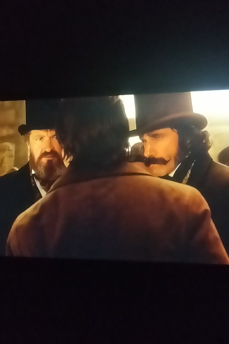 InRodWeTrustMTL's tweet photo. Love to know what the tophat budget was for Gangs of New York. Also, kudos to these "boxers" for going 75 rounds ! #NewYorkForever #gangsofNY #movie https://t.co/o5O8baIFOd